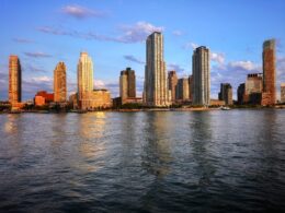 Hunters Point South, Queens. Photo by Michael Young.