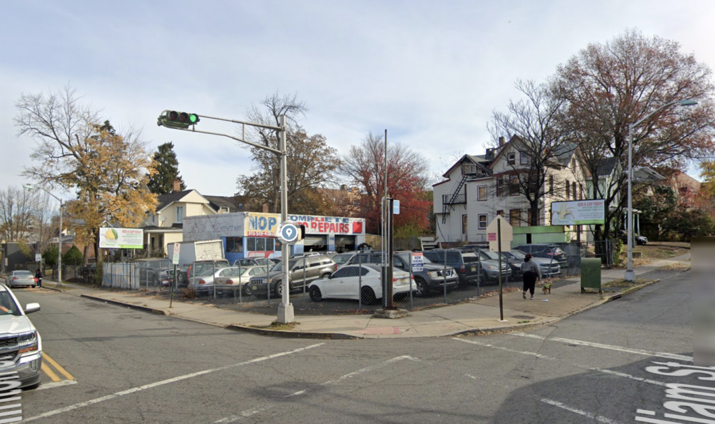 430 William Street, circa November 2024. Image via Google Maps.