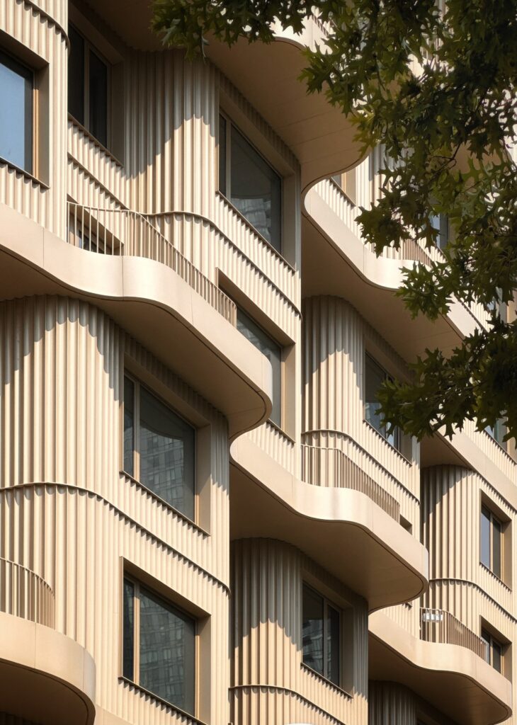 Radiant LIC. Photo by Michael Young.