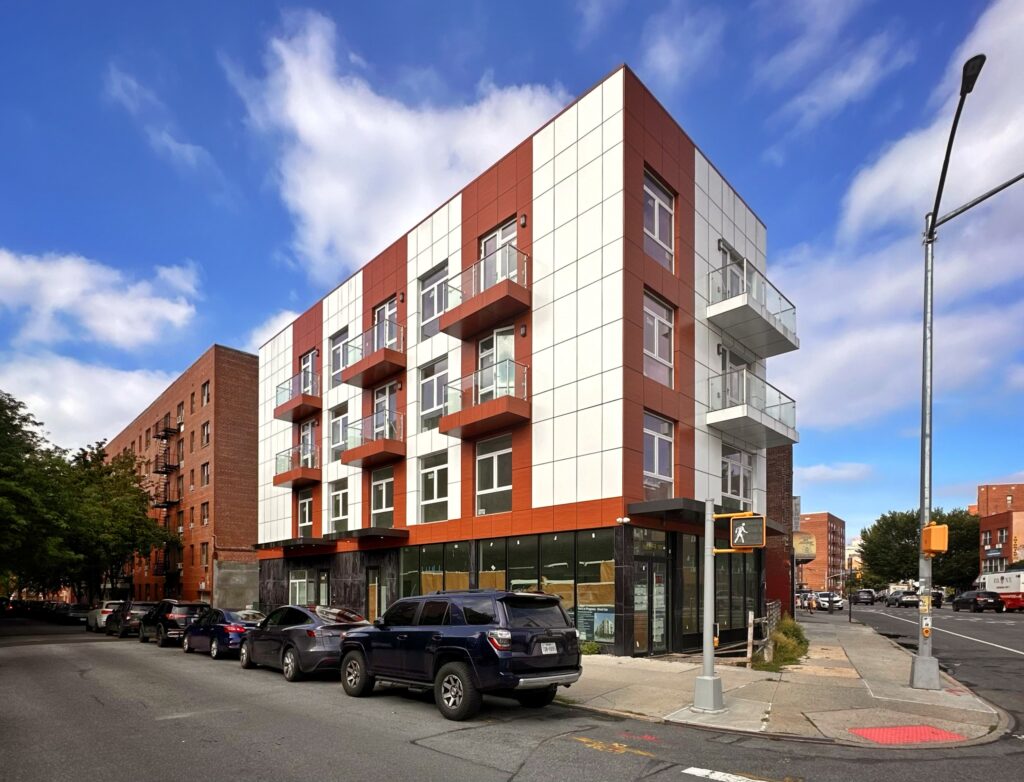 85-15 Grand Avenue. Photo by Michael Young.