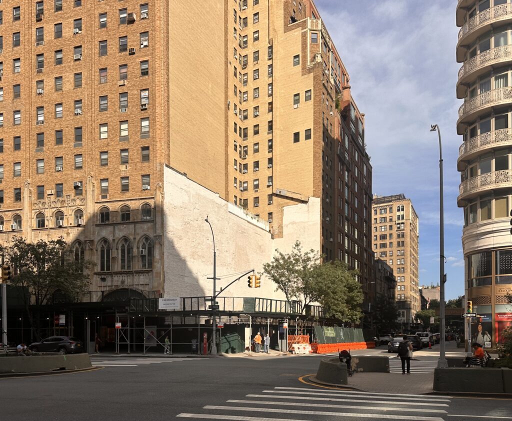 2160 Broadway. Photo by Michael Young.
