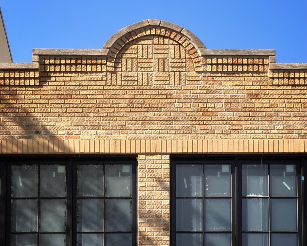 119 Powers Street. Photo by Michael Young.