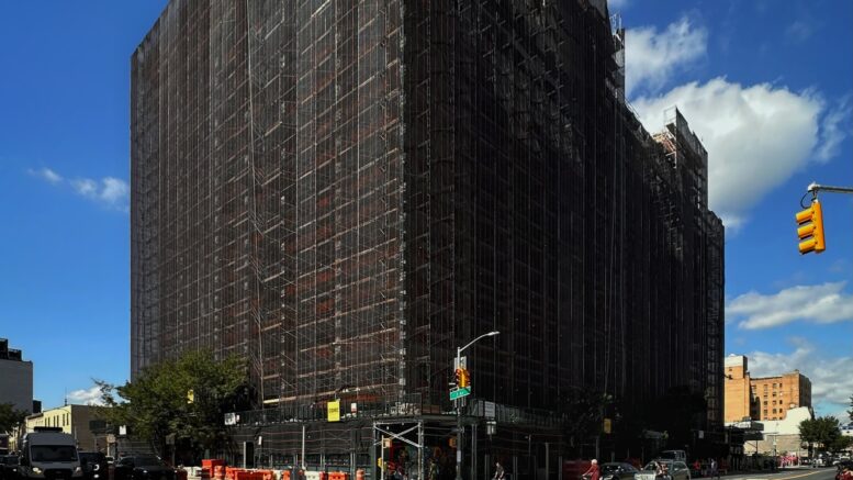 180 East 125th Street. Photo by Michael Young.