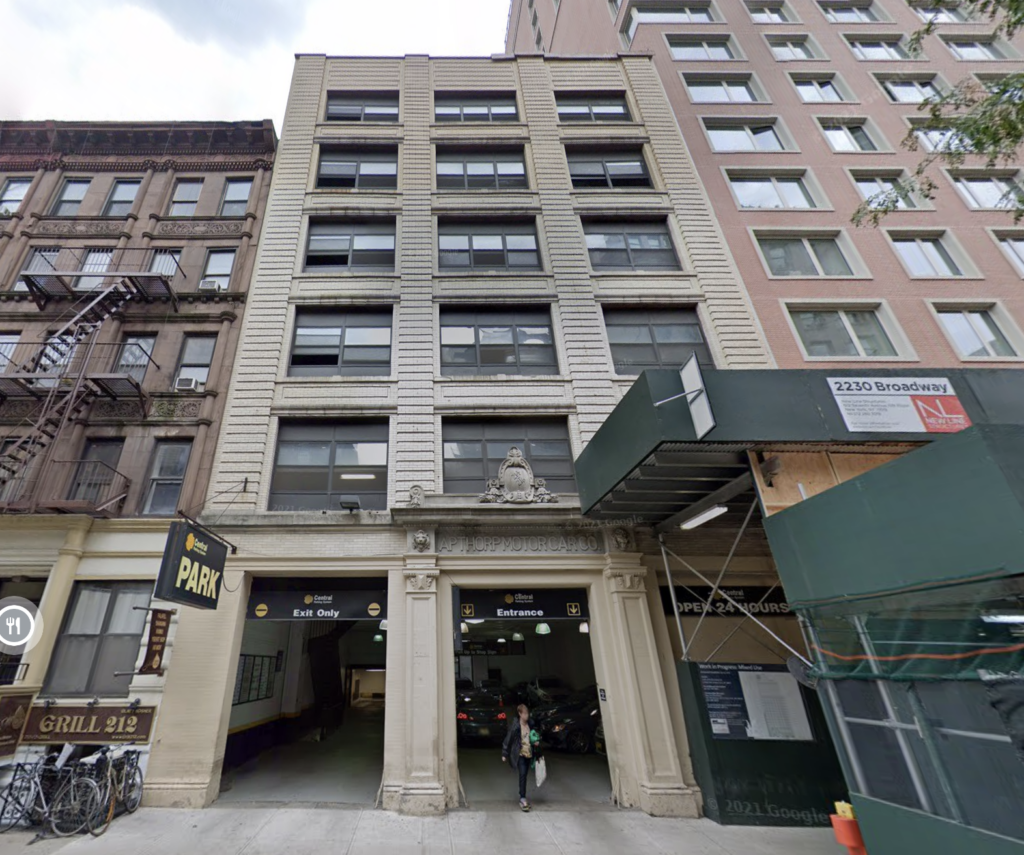 214 West 80th Street, circa October 2017. Image via Google Maps. 