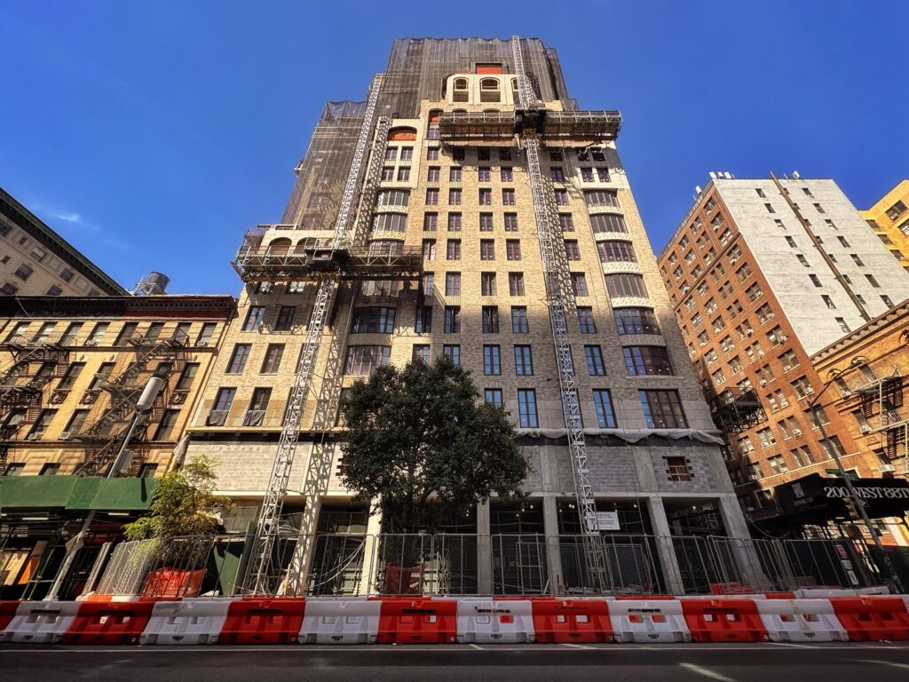 200 West 88th Street. Photo by Michael Young.
