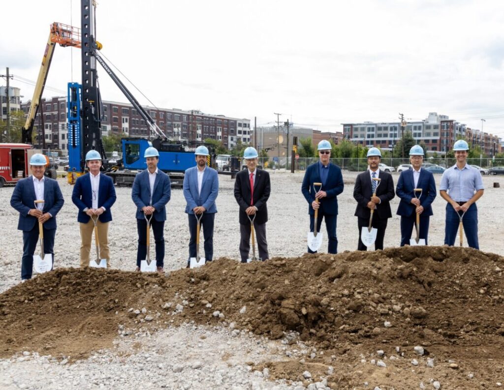 The groundbreaking ceremony at 1300 Jefferson Street. Photo courtesy of Lincoln Property Company.