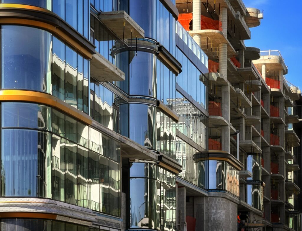 1800 Avenue at Port Imperial. Photo by Michael Young.