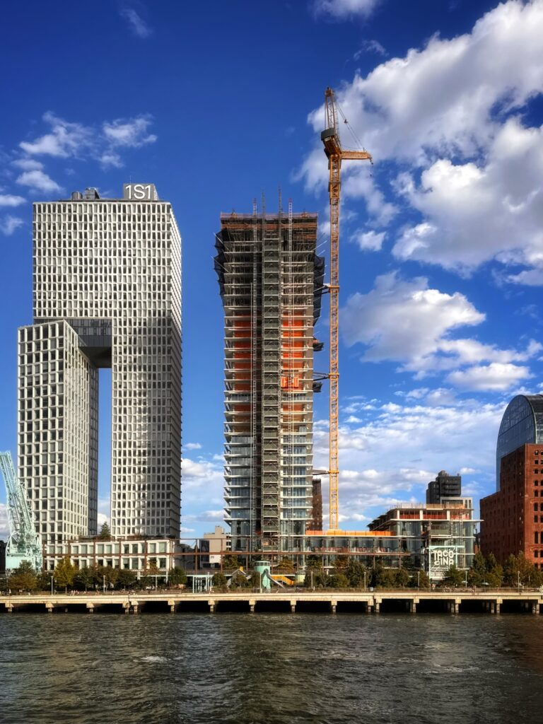280 Kent Avenue. Photo by Michael Young.
