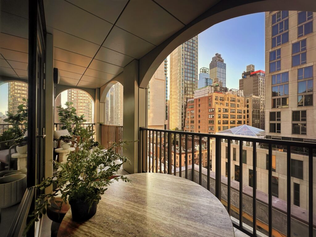 Loggia NoMad at 842 Sixth Avenue. Photo courtesy of Brown Harris Stevens. 