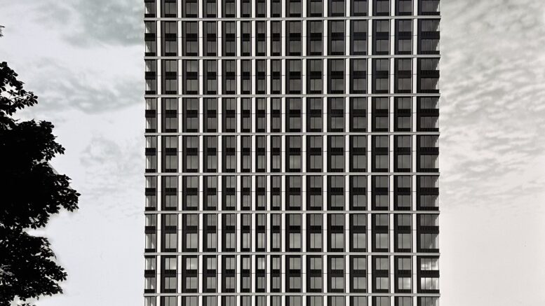35-10 Steinway Street. Photo by Michael Young.