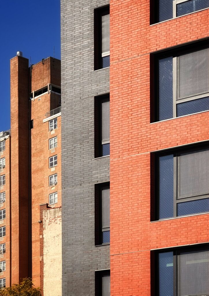 1415 Ogden Avenue. Photo by Michael Young.