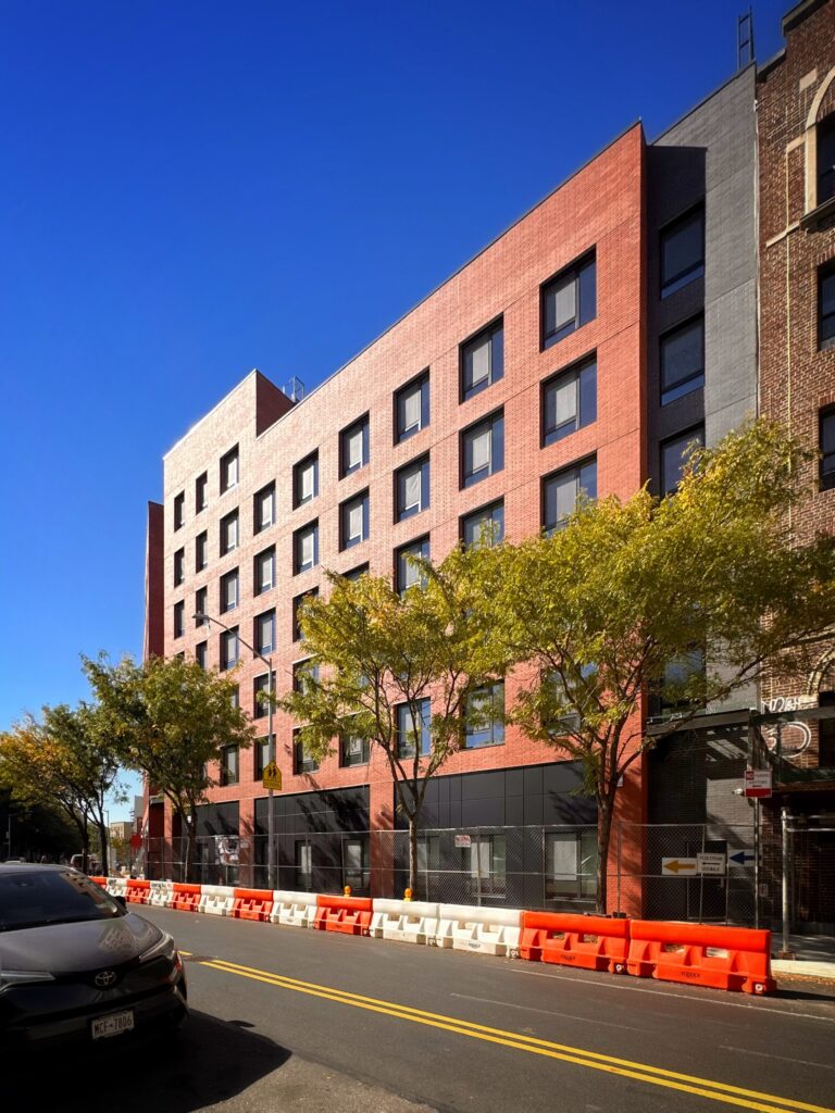 1415 Ogden Avenue. Photo by Michael Young.