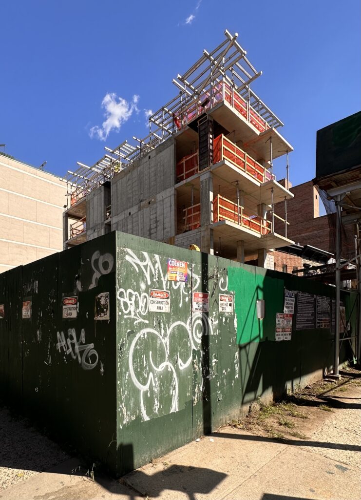31-01 37th Avenue. Photo by Michael Young.