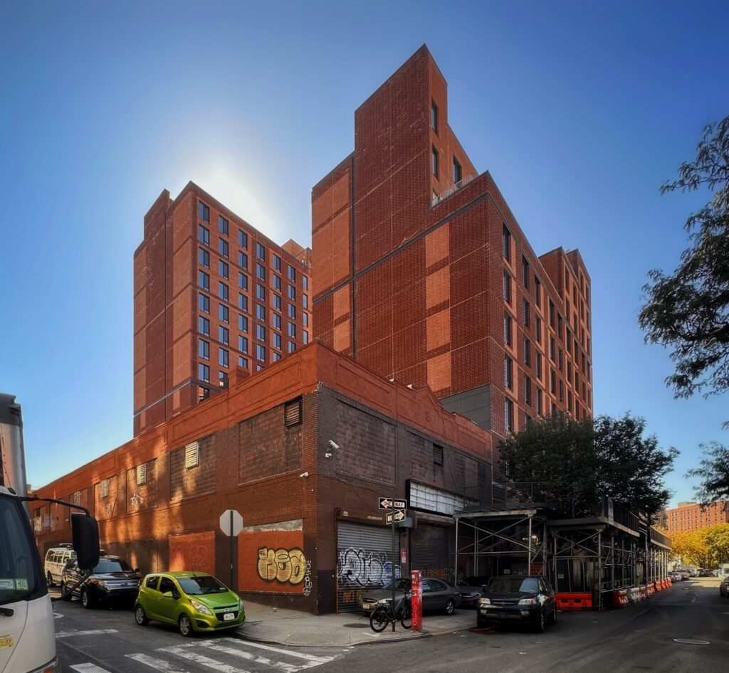1298 Inwood Avenue. Photo by Michael Young.