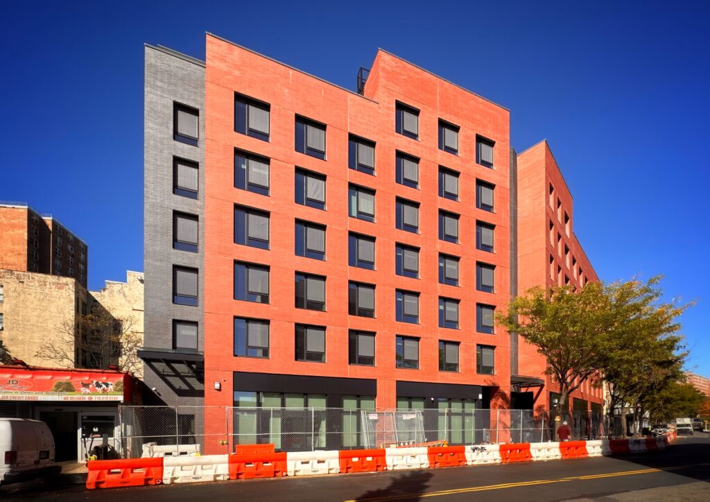 1415 Ogden Avenue. Photo by Michael Young.