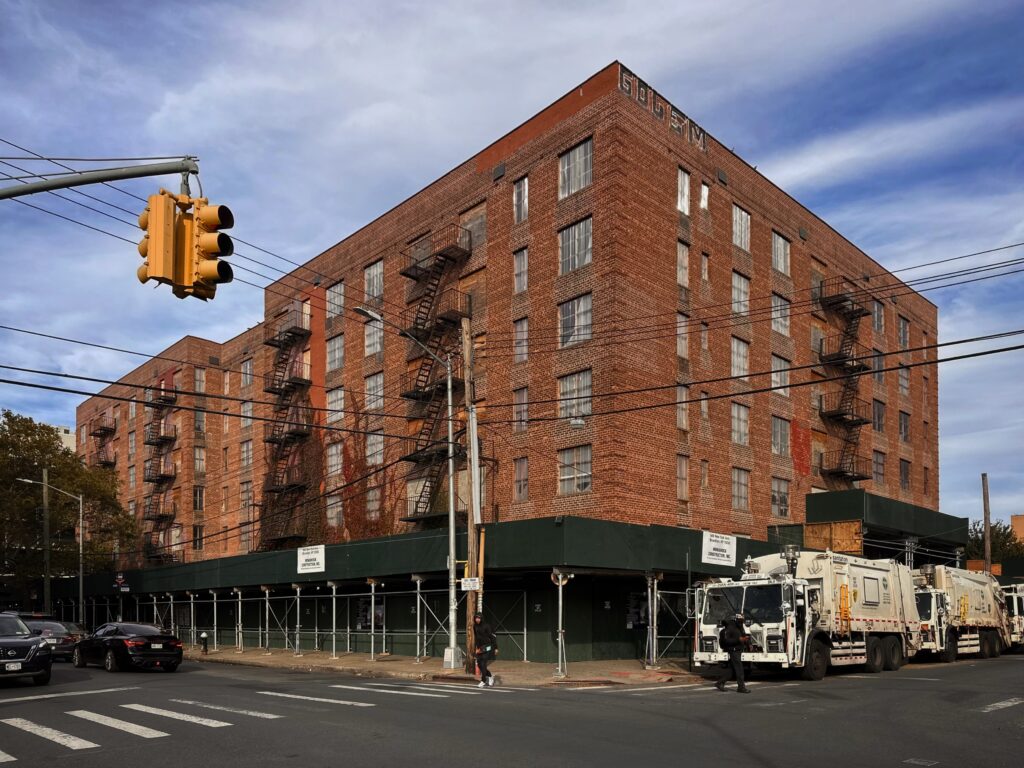 665 New York Avenue. Photo by Michael Young. 